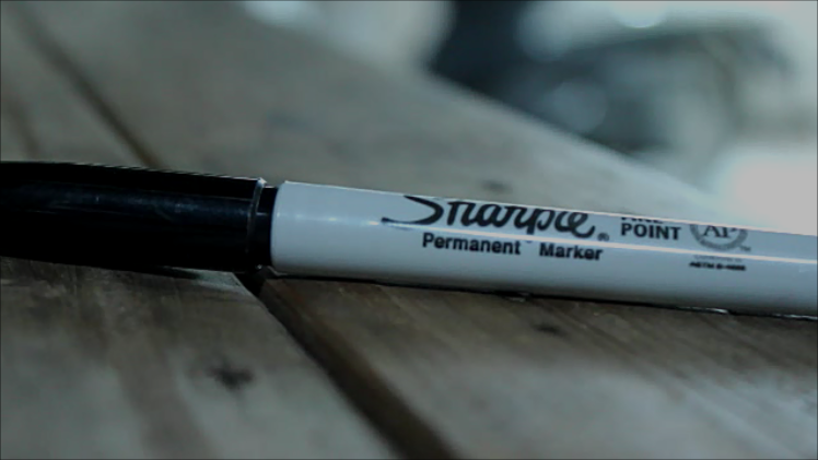 Arnel Renegado - Ghost Sharpie