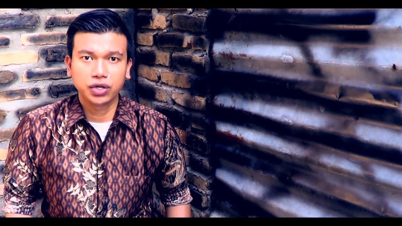 Rizki Nanda - Foundation