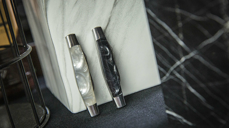 (image for) TCC - ARTISAN COLOR-CHANGING KNIVES